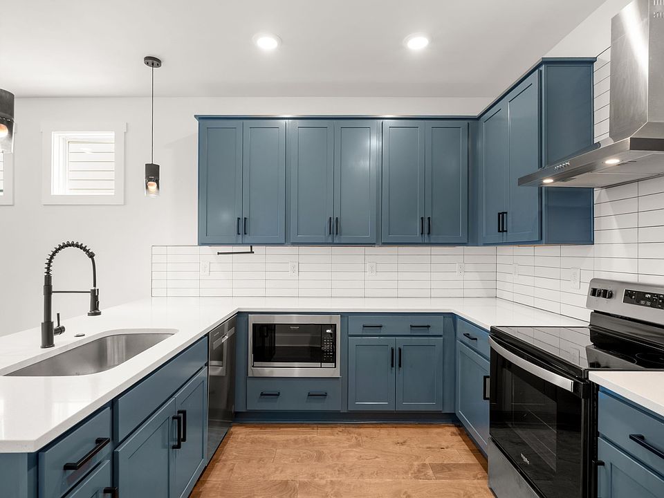 1st image of 107A Sarver Ave