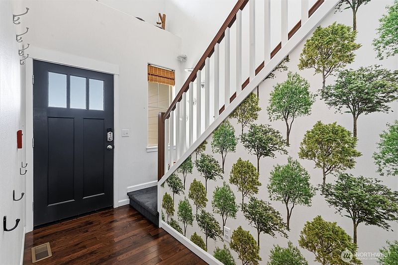 4th image of 522 Pearl Street