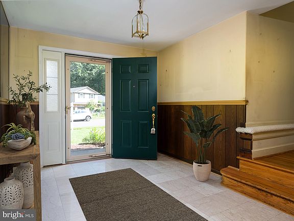 3rd image of 4205 Stanby Ct