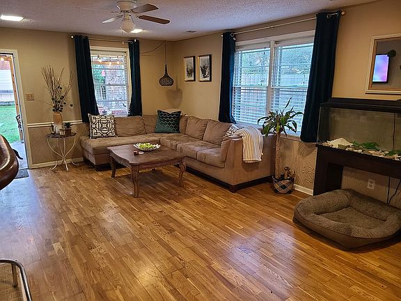 5th image of 4304 Cherrydale Ave