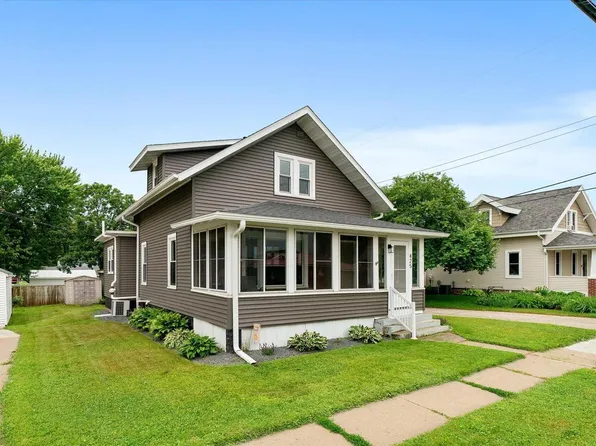 425 Garland STREET E E, West Salem, WI 54669