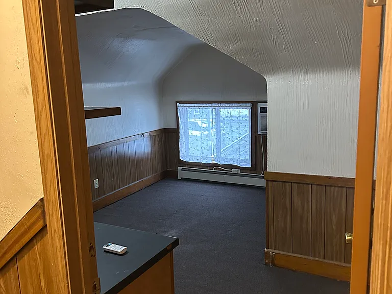 400 Sumner St #6 — Photo 13