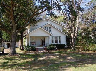 1704 Lake Rd, La Marque, TX 77568