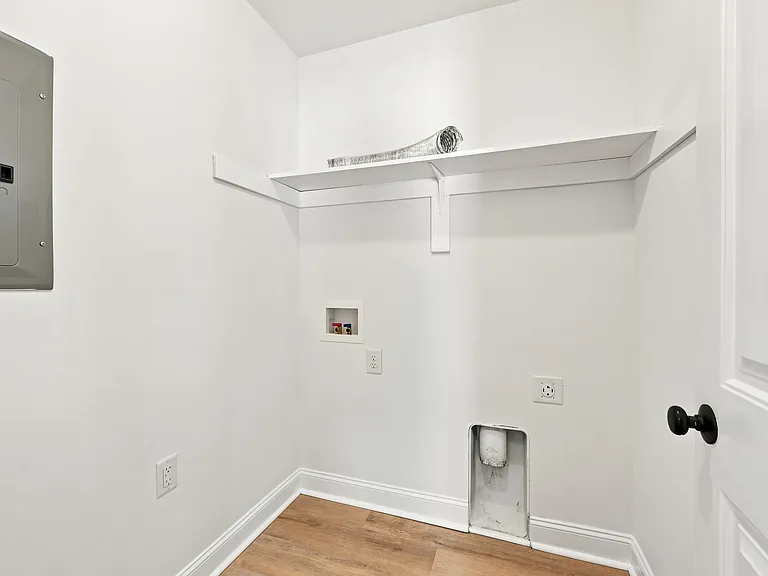 2517 Sawgrass Dr — Photo 18