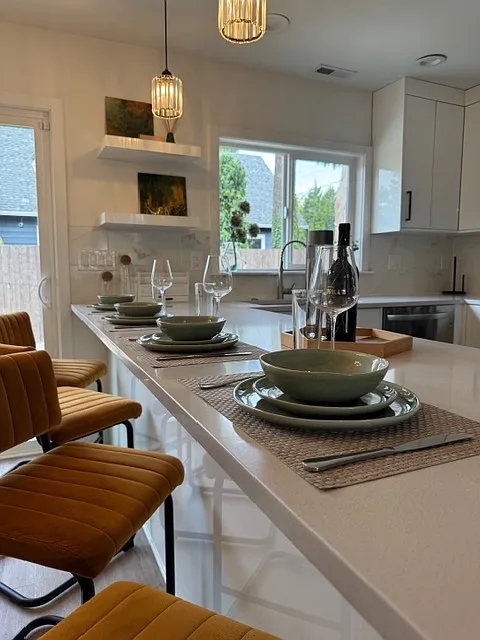 4 bed, 1714 sqft, $5,500 — Photo 3