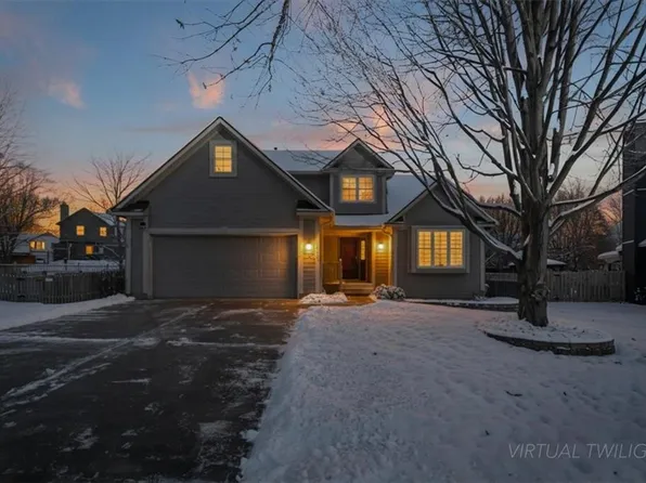 6214 W 156th Ter, Overland Park, KS 66223