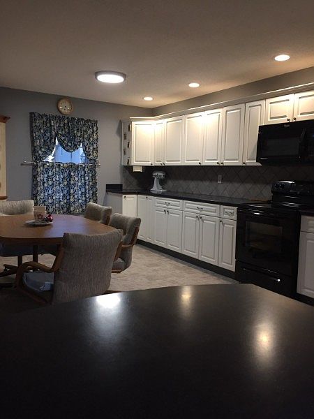 2nd image of 403 Ridgewood Dr