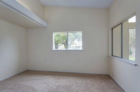 5th image of 13461 Fairfield Ln APT 60A