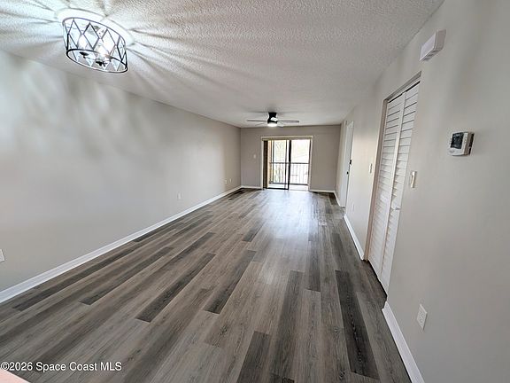 4th image of 1720 Murrell Rd APT 203