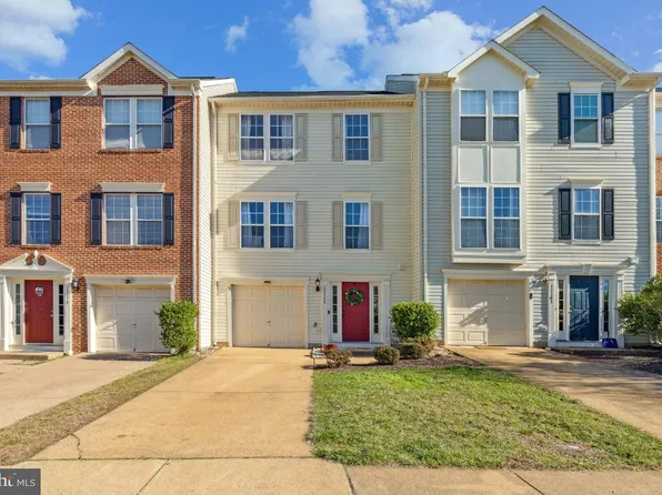 12181 Drum Salute Pl, Bristow, VA 20136