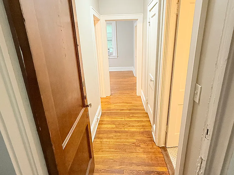1712 Hampton Blvd #8 — Photo 7