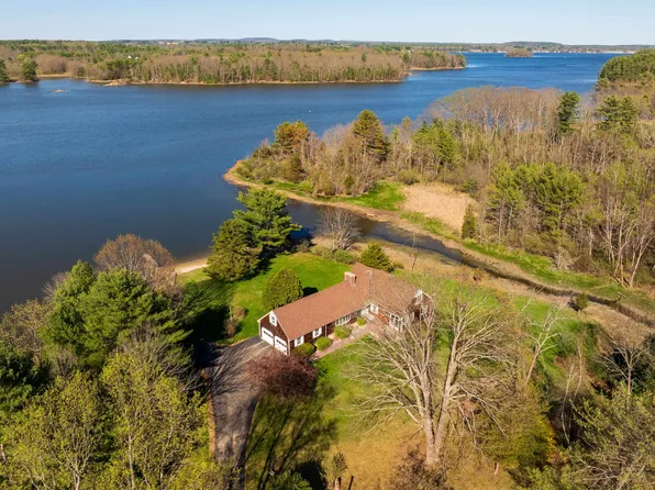 26 Mathes Cove Road, Durham, NH 03824