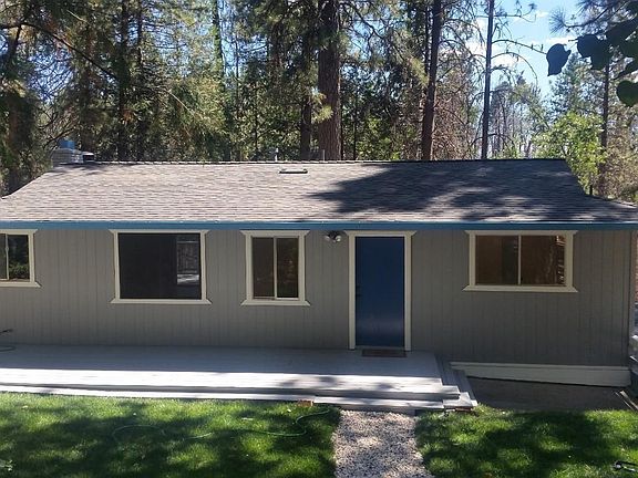 2nd image of 3090 Rolling Hills Dr