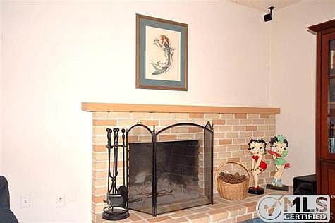 5th image of 208 Dena Dr