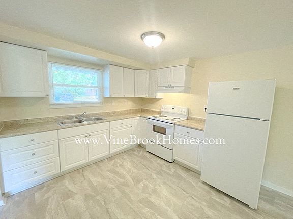 3rd image of 10204 E Nassau Ln