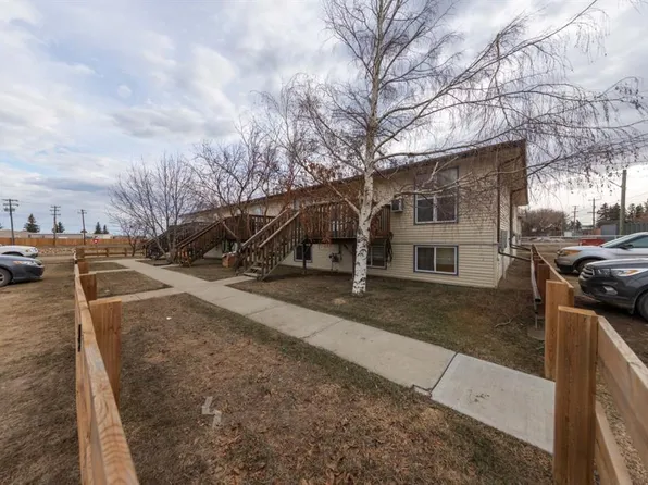 5219 E 57th St #8, Lloydminster, AB T9V 0V4