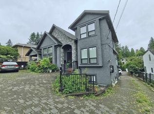 5537 Canada Way, Burnaby, BC V5E3N5