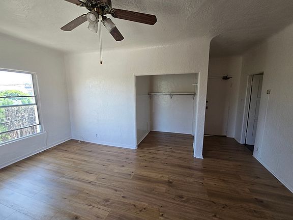 3rd image of 1053 N La Jolla Ave #15