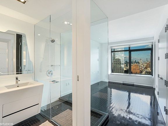2nd image of 123 Washington St APT 43D