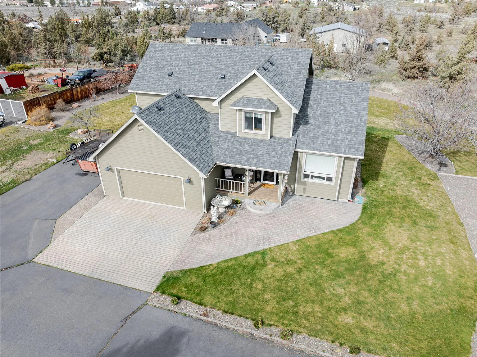 106 SE Cody Ln photo 1