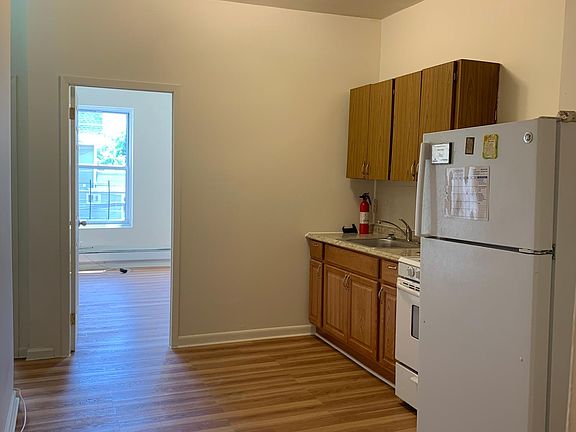 2nd image of 106-10 Jamaica Ave Floor 2