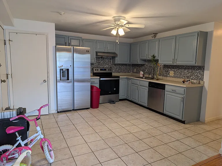 653 Plantation St #6-A — Photo 5