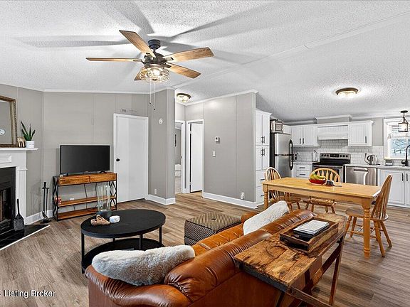 3rd image of 14910 Galston Blvd