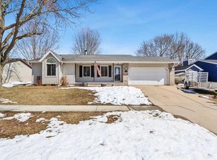 1008 Eric Lane, Waunakee, WI 53597