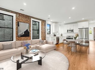 35-37 Main St #2A, Millburn, NJ 07041