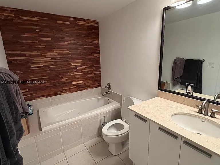140 S Dixie Hwy #713 — Photo 19