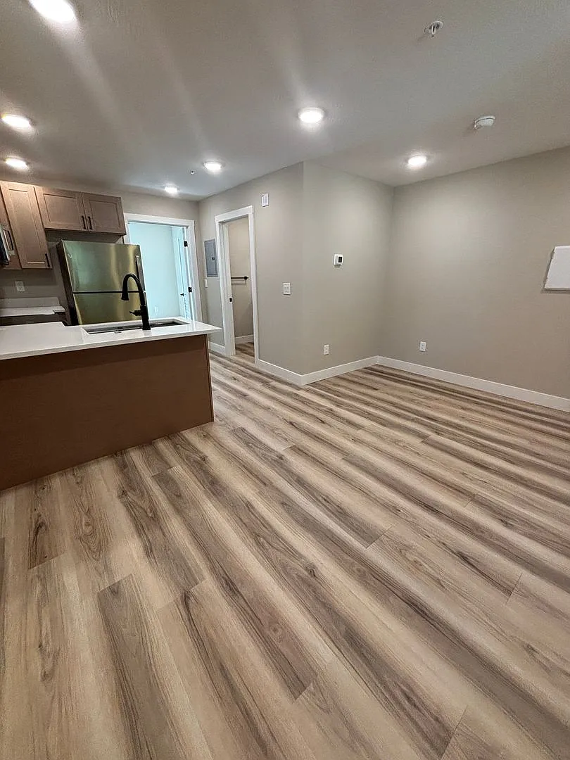 Sycamore Apartments — Photo 4