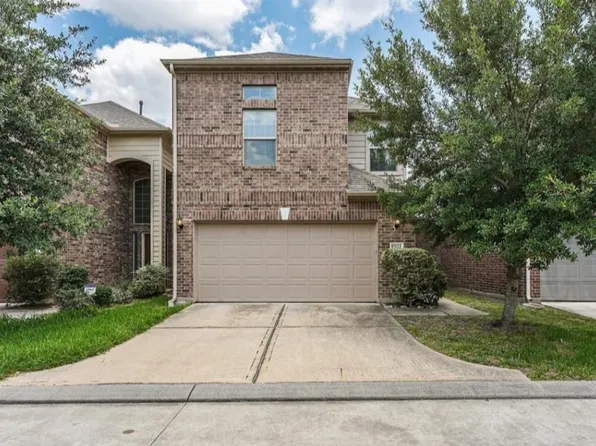 17122 Amarose Dr, Houston, TX 77090