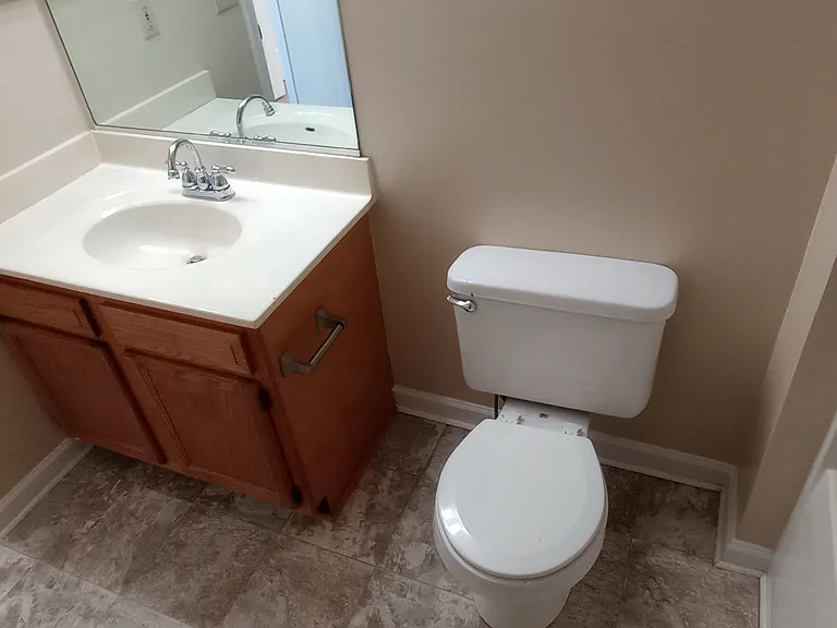 322 Dennison Ct — Photo 14