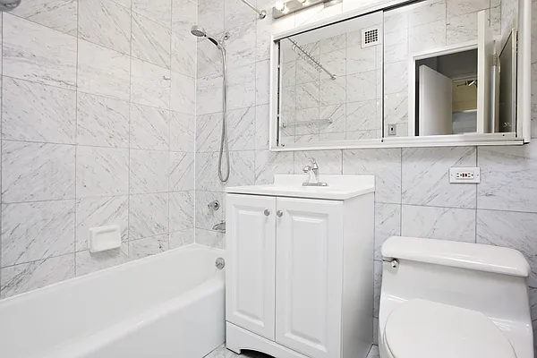 Rented by Perfectly Placed NYC, LLC | media 40