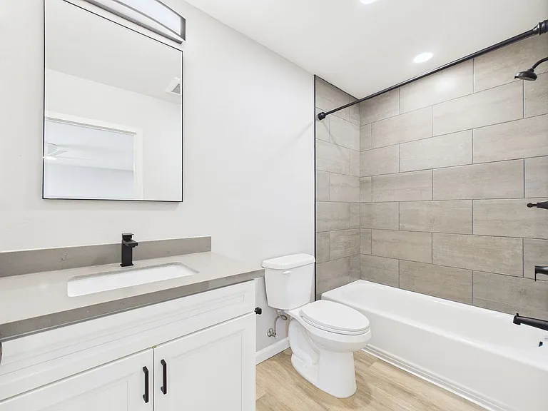 Emerald Beach House — Photo 13