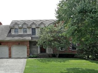 1016 Stowbridge Ln, Lexington, KY 40515