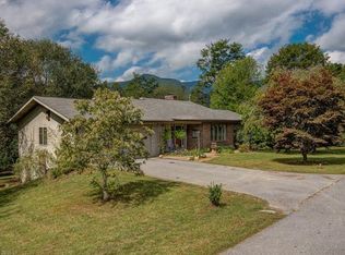 64 Walkertown Rd, Black Mountain, NC 28711