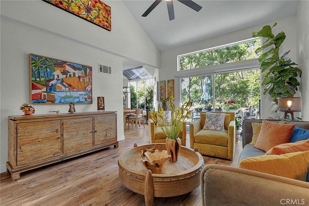 6222 Paseo Encantada