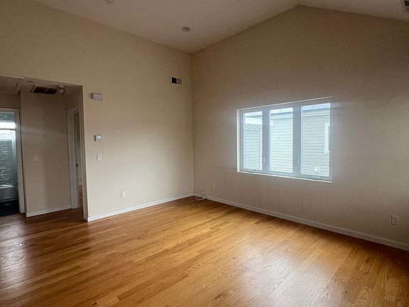 3rd image of 126 Boundary Ave #3F