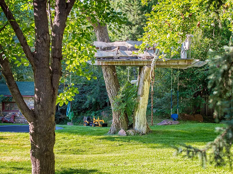 Tree House