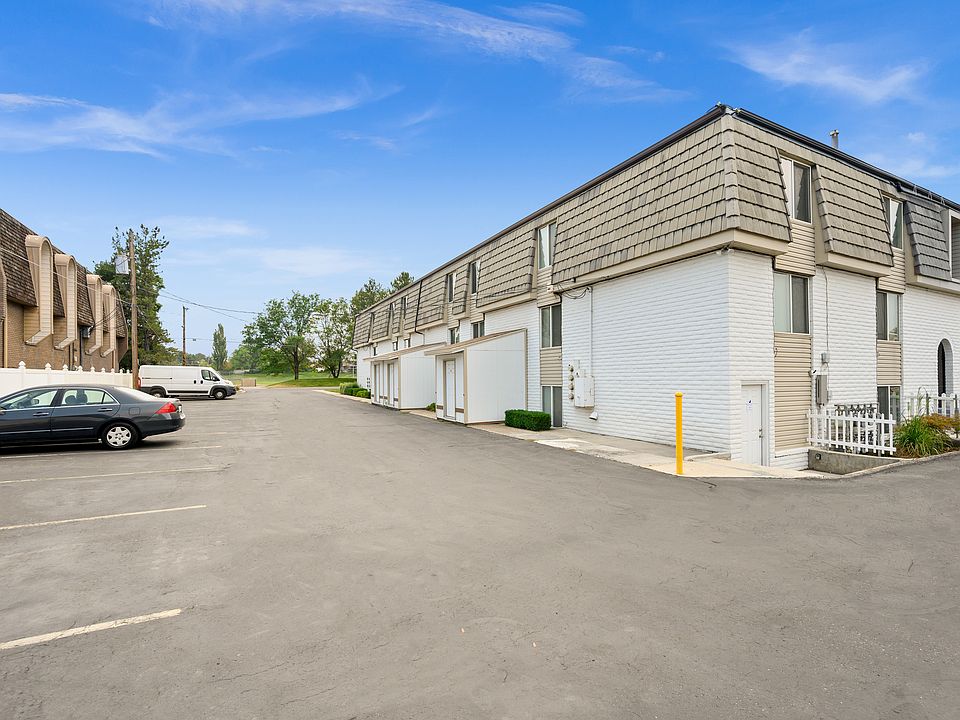 Parking Lot