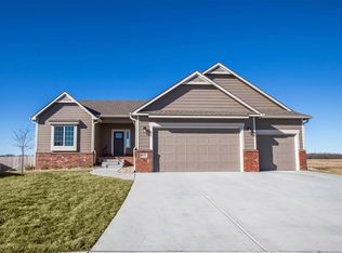 4600 Camphor Cir, Manhattan, KS 66502
