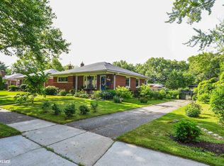13331 Rosemary Blvd, Oak Park, MI 48237