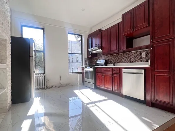 842 Bushwick Avenue image 1 of 8