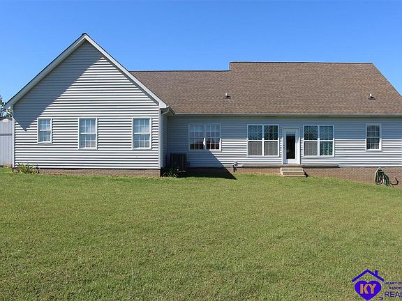 5th image of 305 Hillside Dr