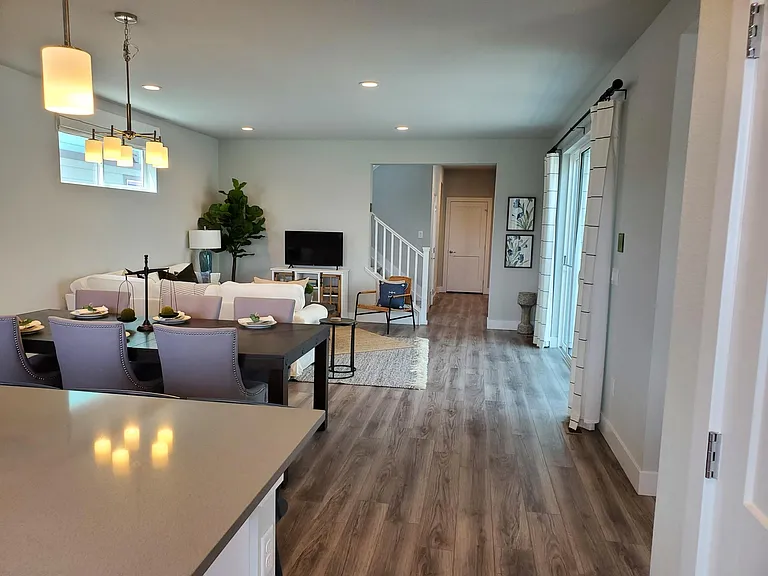 6106 Netherland Ct — Photo 10