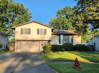 6527 W Vancey Dr, Brookpark, OH