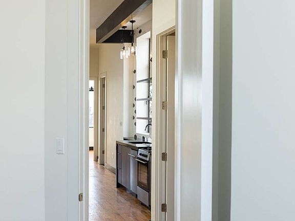 3rd image of 277 Irving Ave #401