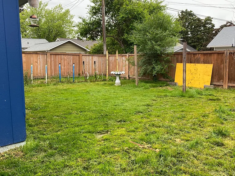 333 N Ave E — Photo 15