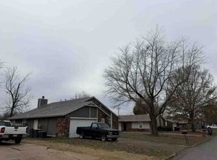 1368 E 140th Pl, Glenpool, OK 74033